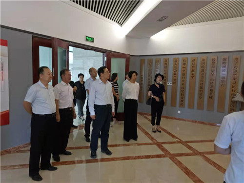 5d71e4257efca.jpg